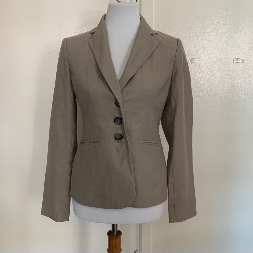 Ann Taylor Tan Blazer Size 4